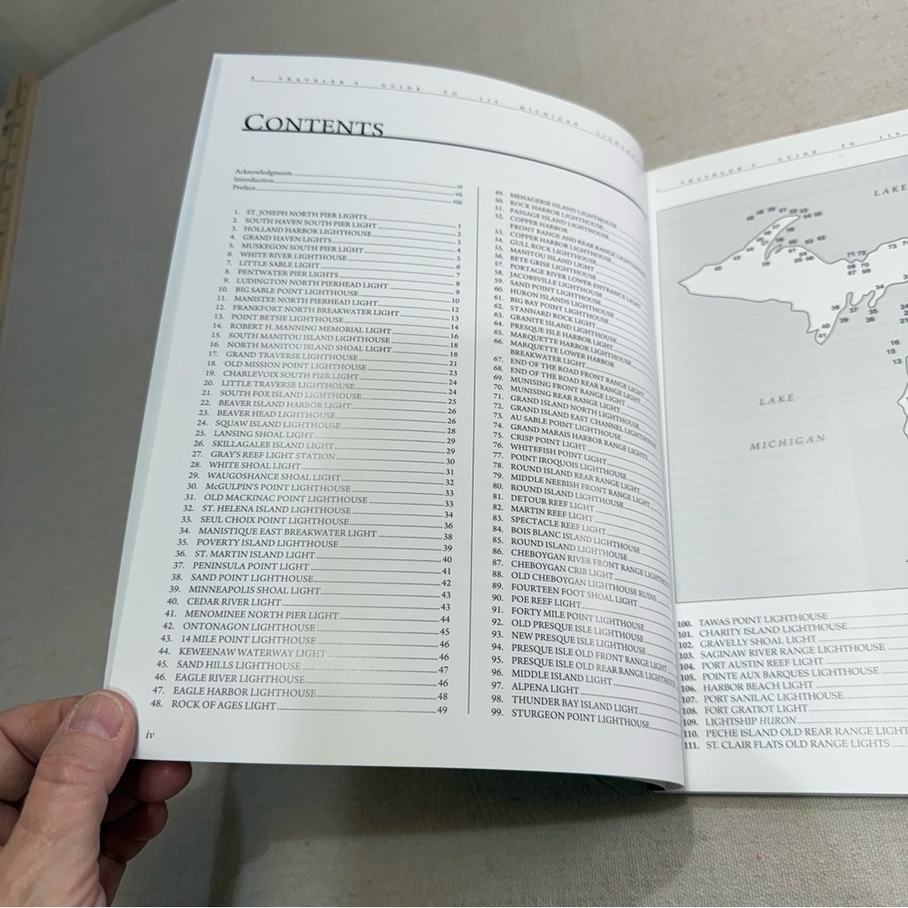 Michigan Lighthouses Guidebook - A Traveler’s Guide to 116 Michigan Lighthouses - Picture 9 of 16